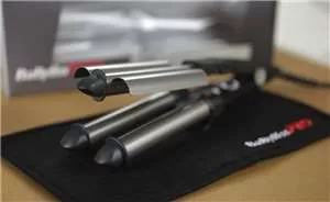 BaByliss PRO Titán-Turmalin bevonatú tripla hajsütővas